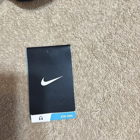 Nike NWT Black & White Swoosh Logo Stay Cool Running Shorts Size Medium - Picture 10 of 14